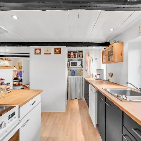 Amazing In With 3 Bedrooms And Wifi Holiday home *