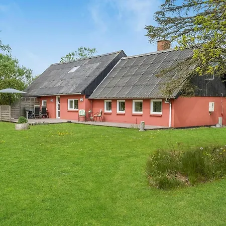 Amazing In With 3 Bedrooms And Wifi